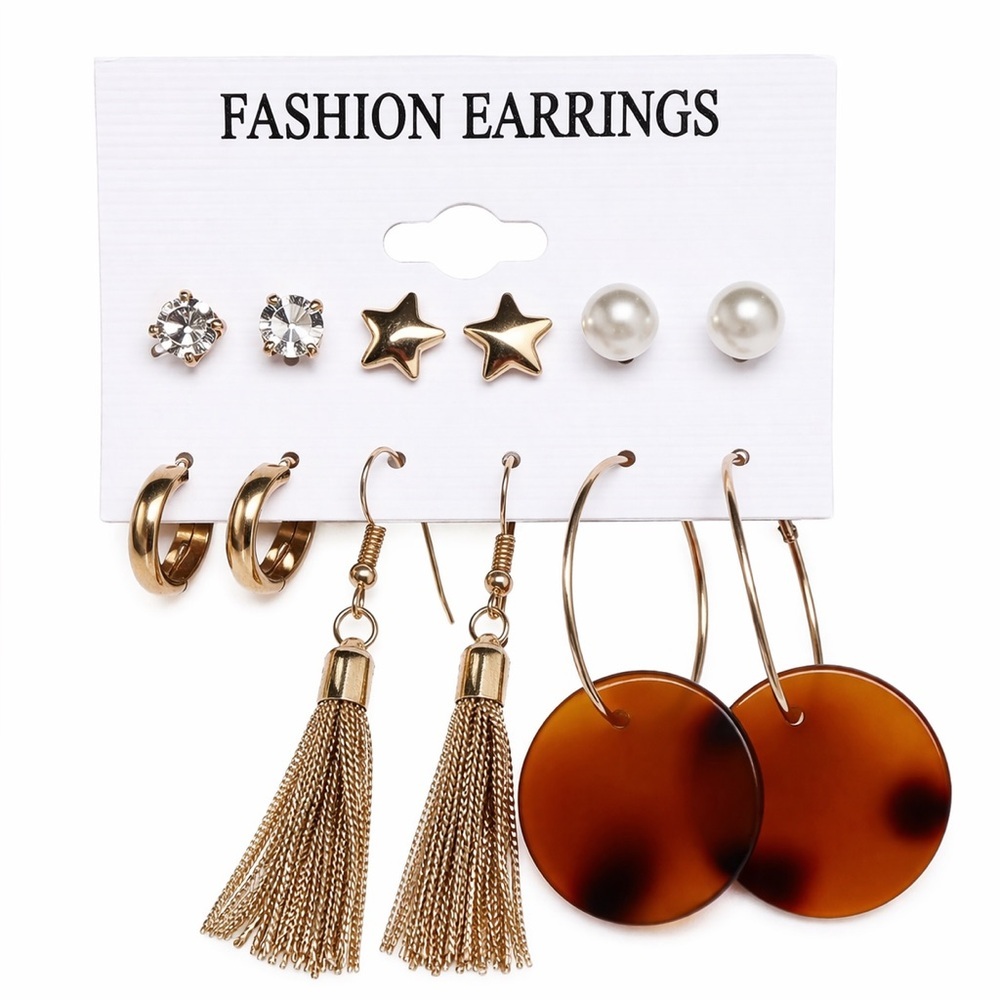 Women’s set of fashion earrings brand new​​​​​​​​